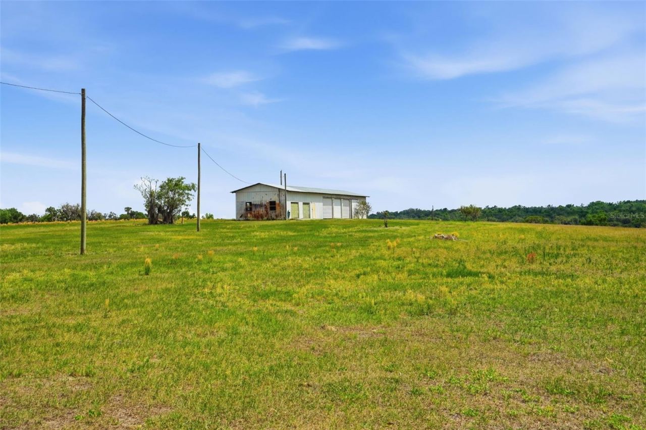 18610 Townsend House Road, Dade City, FL 33523 Photo