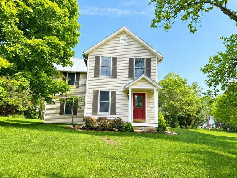 401 E Brooklyn Street, Gambier, OH 43022 Photo 1