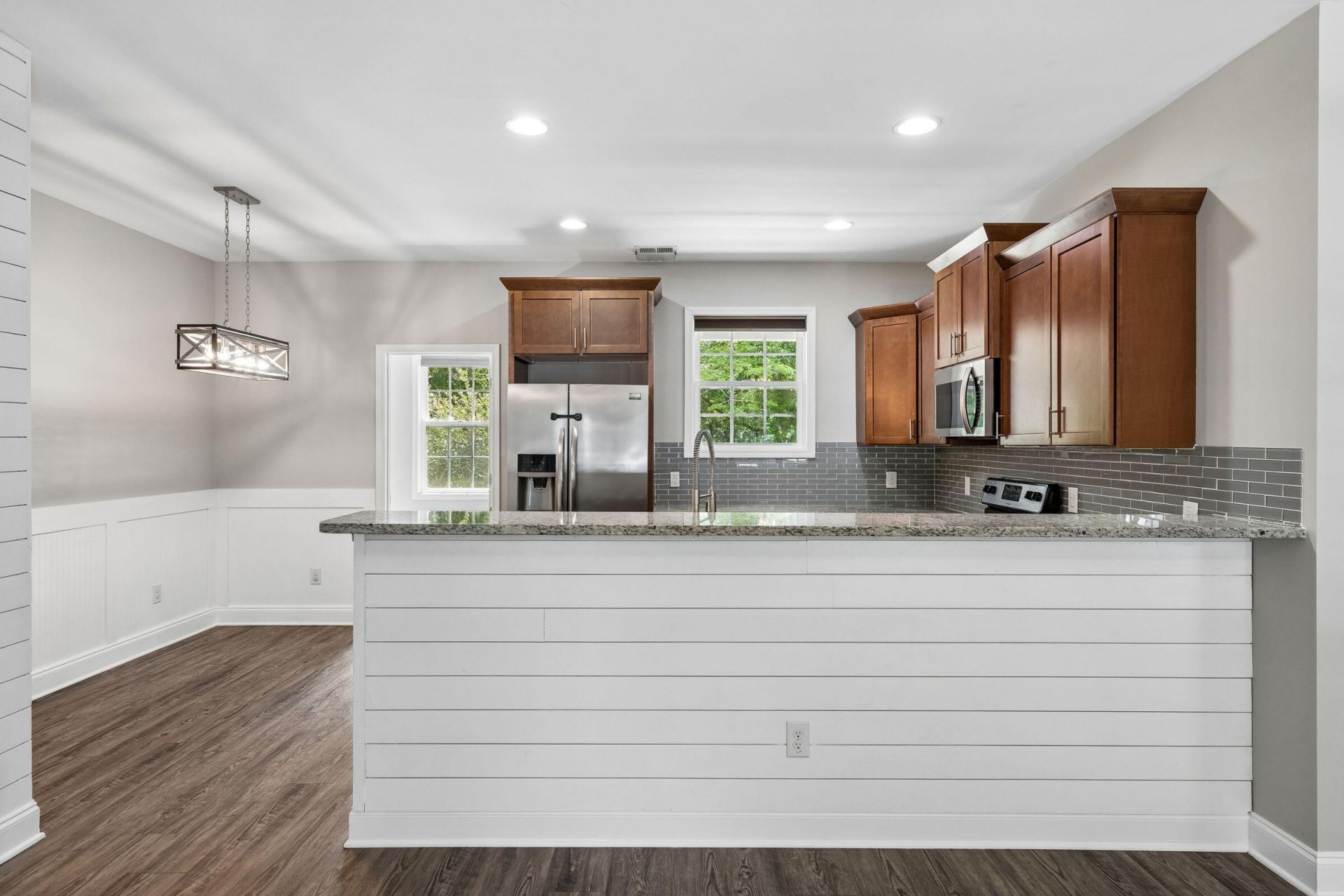 958 Beehive Road Photo 10