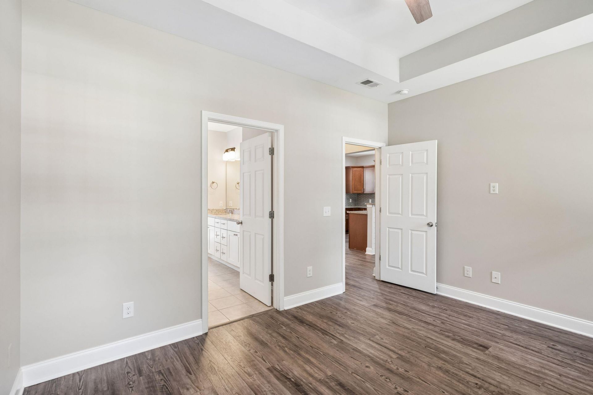 958 Beehive Road Photo 20