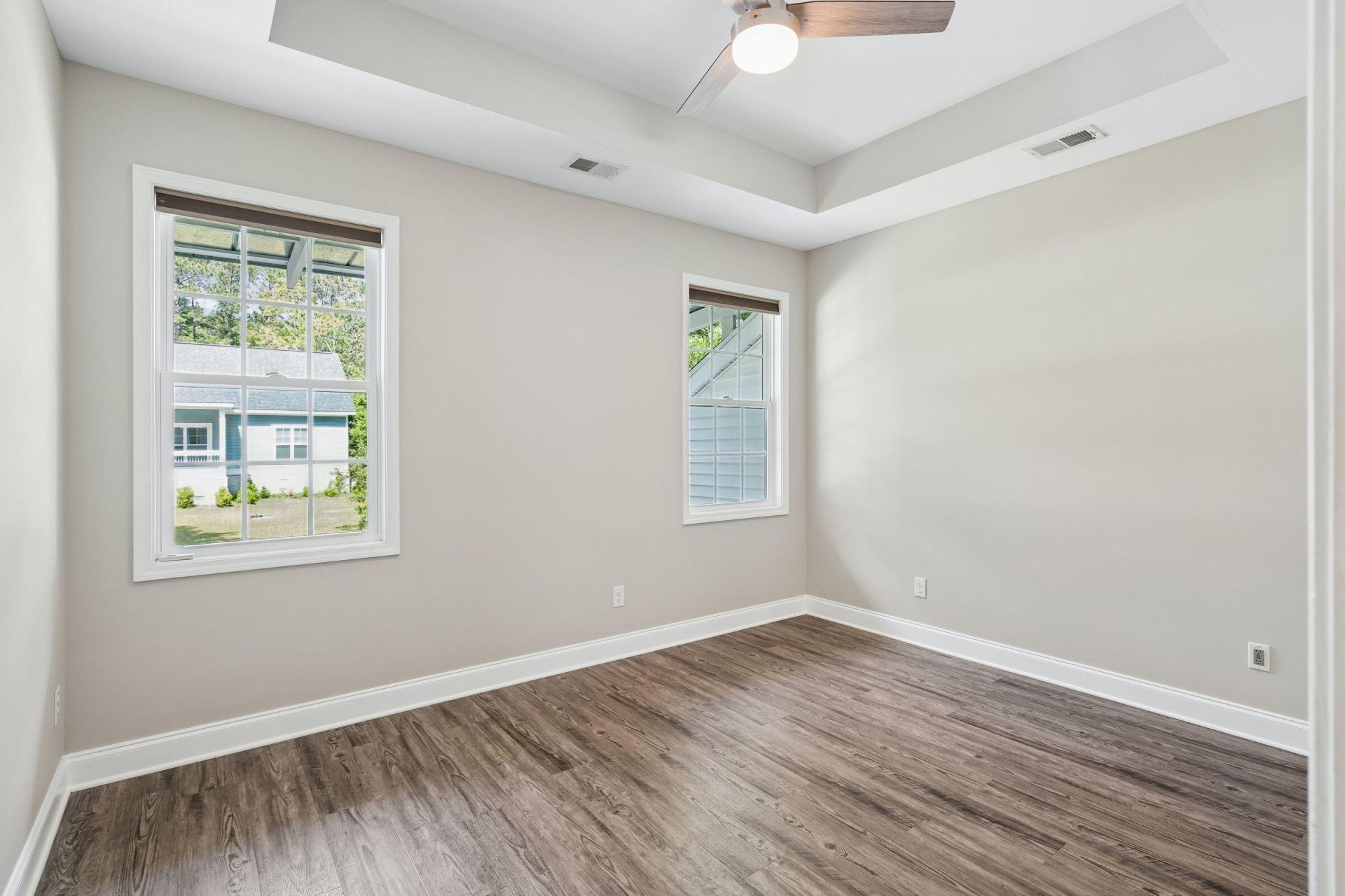 958 Beehive Road Photo 21