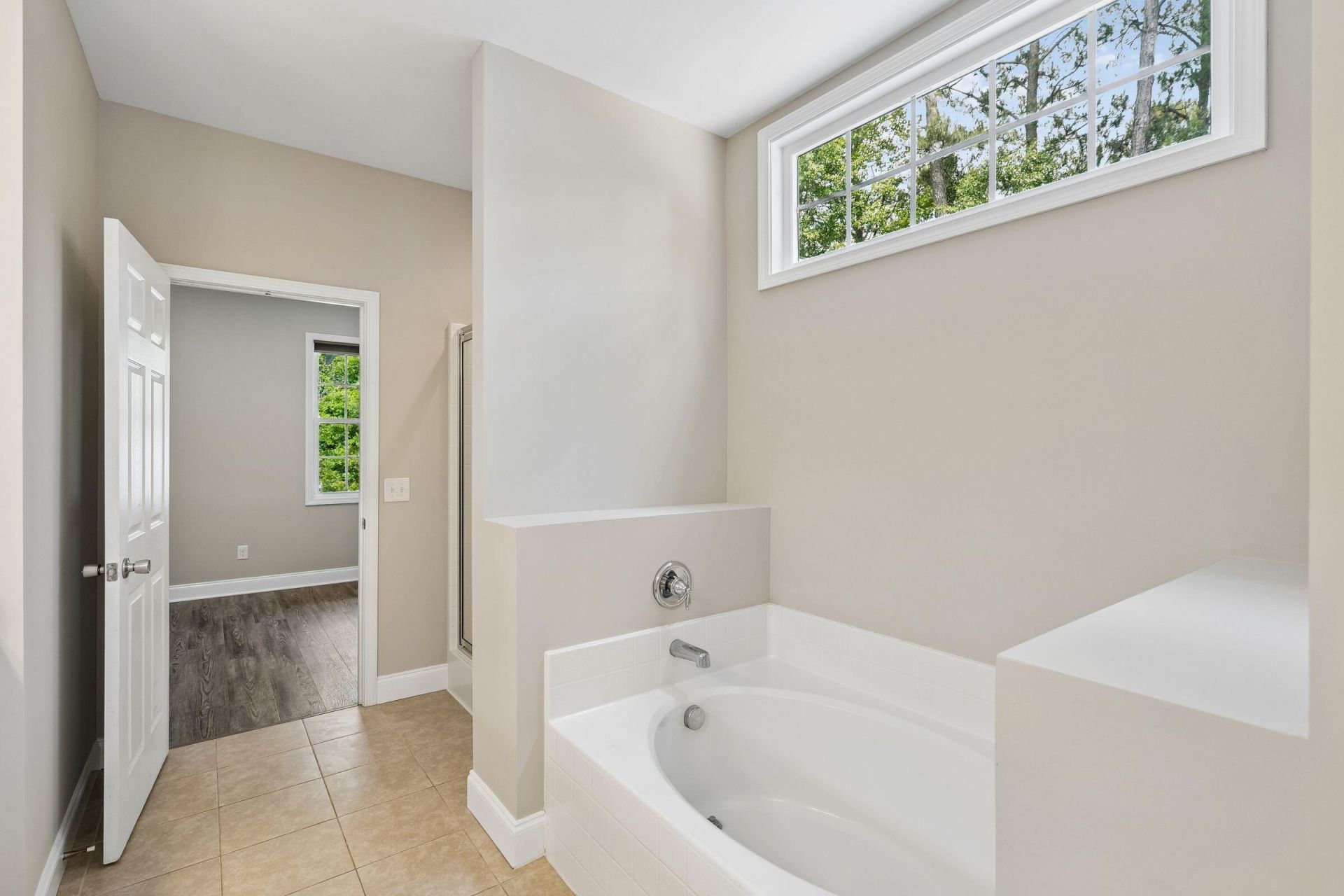 958 Beehive Road Photo 22