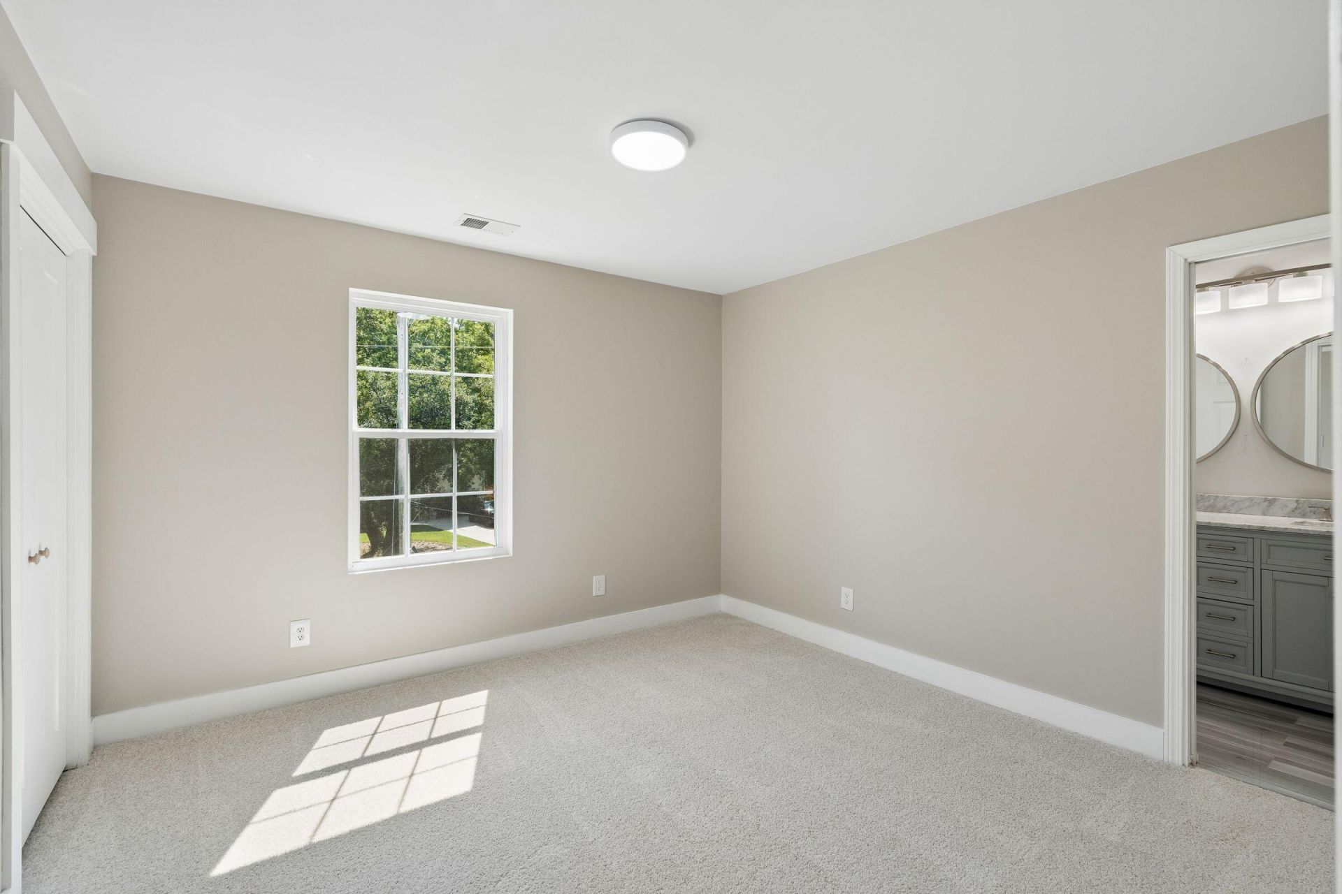 958 Beehive Road Photo 28