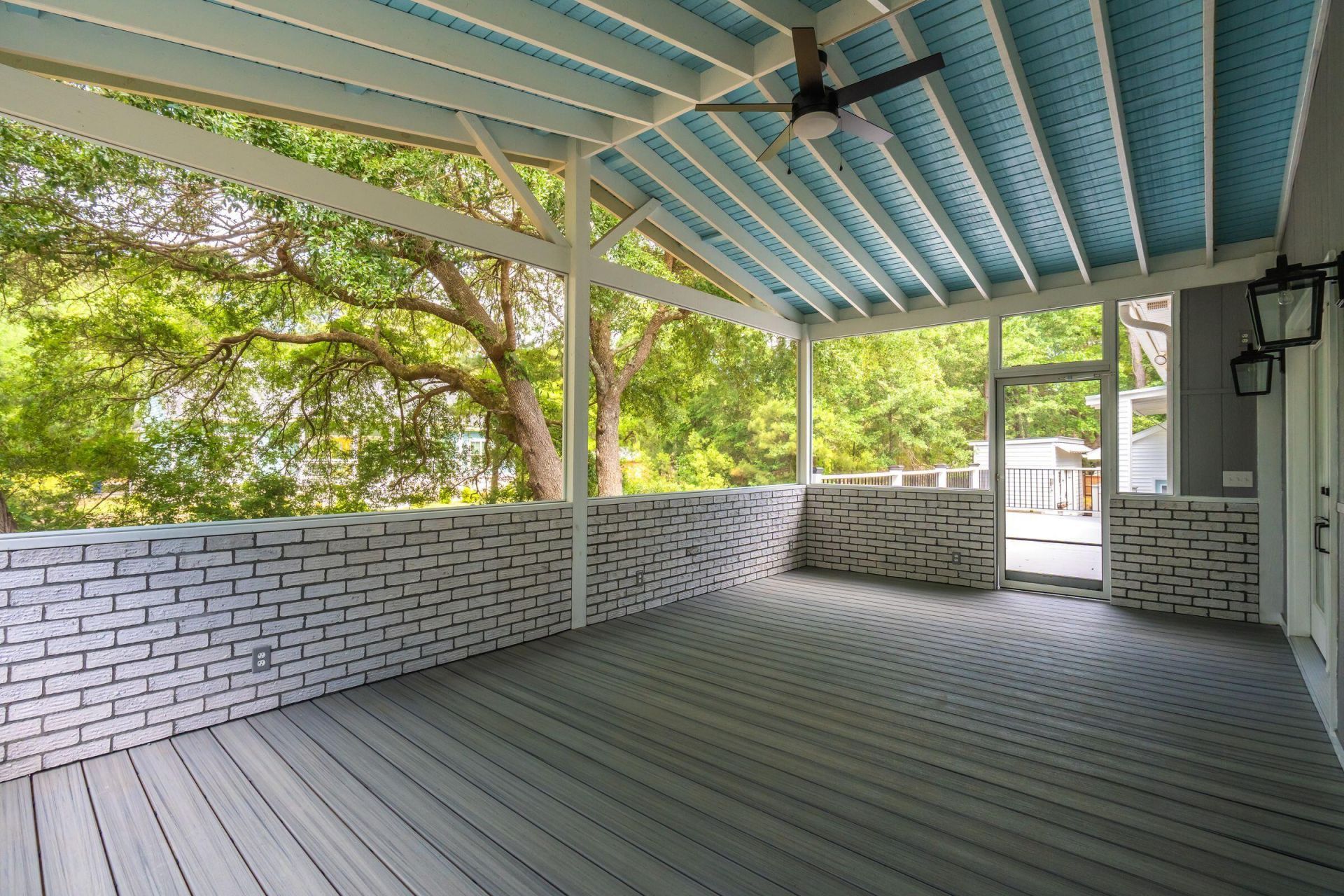 958 Beehive Road Photo 42