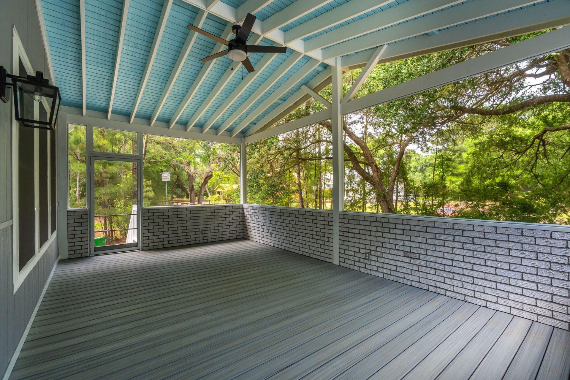 958 Beehive Road Photo 43