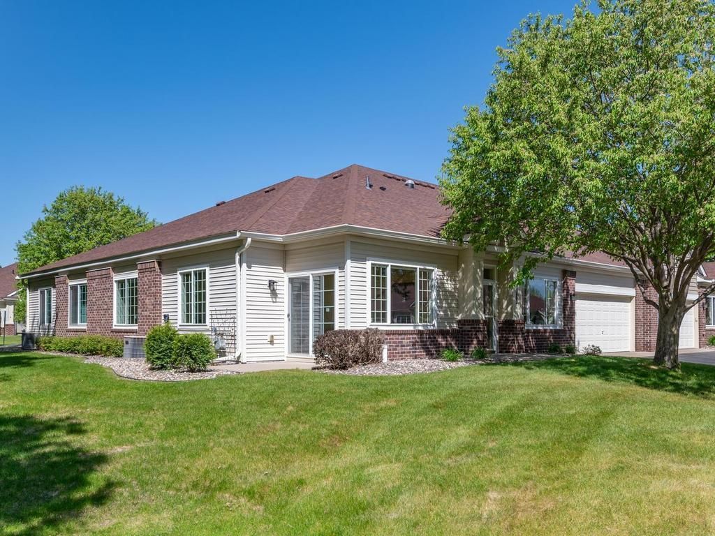 11513 Chisholm Circle NE, Blaine, MN 55449