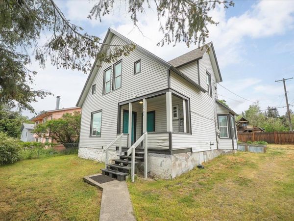 2502 E Hartson Ave, Spokane, WA 99202