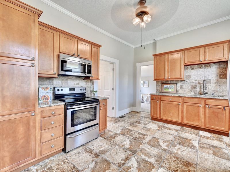 319 Berry Avenue, Bellevue, KY 41073 Photo 9