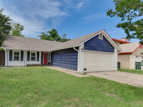9806 Meadowheath DR , Austin, TX 78729