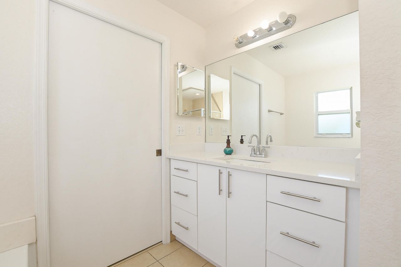5805 Cassia Drive, Fort Pierce, FL 34982 Photo
