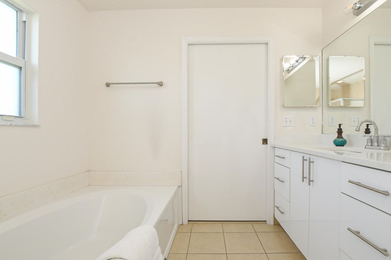 5805 Cassia Drive, Fort Pierce, FL 34982 Photo