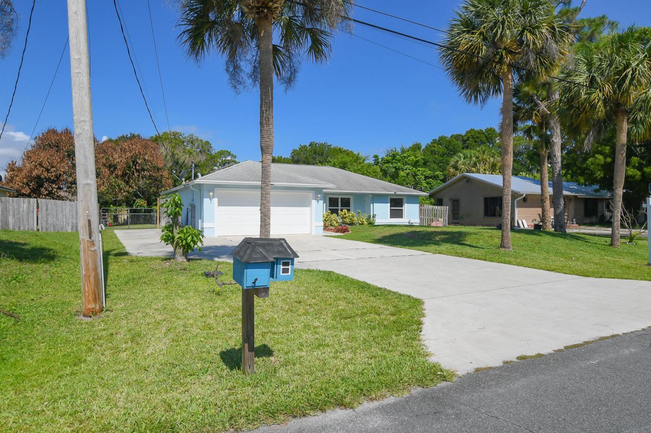 5805 Cassia Drive, Fort Pierce, FL 34982 Photo