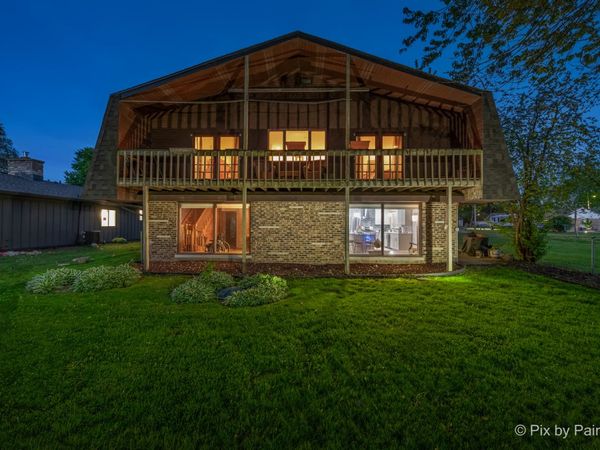 1423 N River Road , McHenry, IL 60051