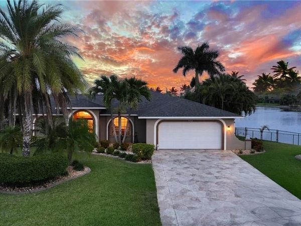 515 Gleason PKWY , CAPE CORAL, FL 33914