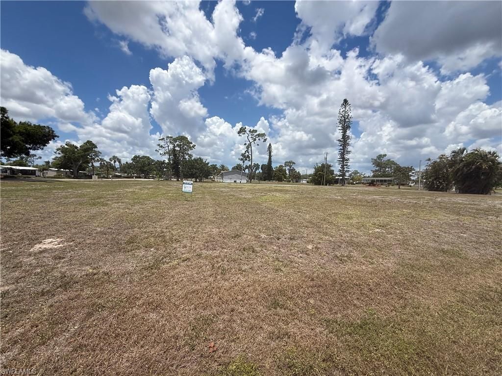19279 Arrowhead Ln, North Fort Myers, FL 33903 Photo