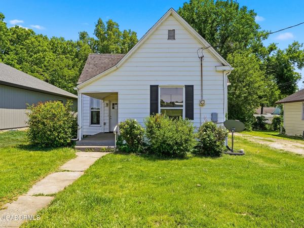 906 N 7TH STREET, Columbia, MO 65201