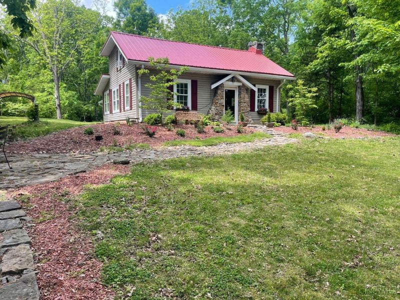 799 Millville Oxford Road, Hamilton, OH 45013 Photo 1