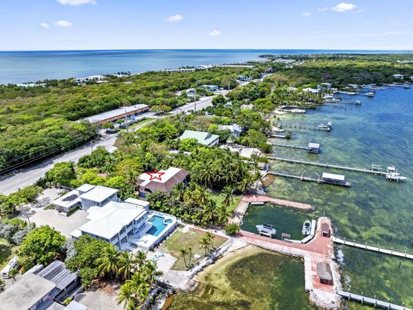 88110 Overseas Highway, ISLAMORADA, FL 33070