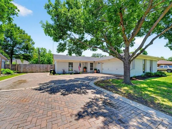 127 Lemley Drive, Heath, TX 75032