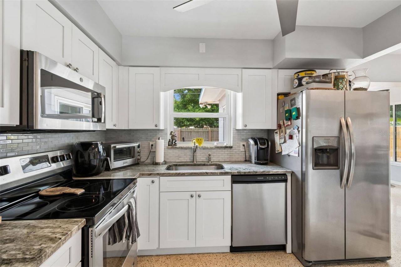 10984 88th Avenue, Seminole, FL 33772 Photo