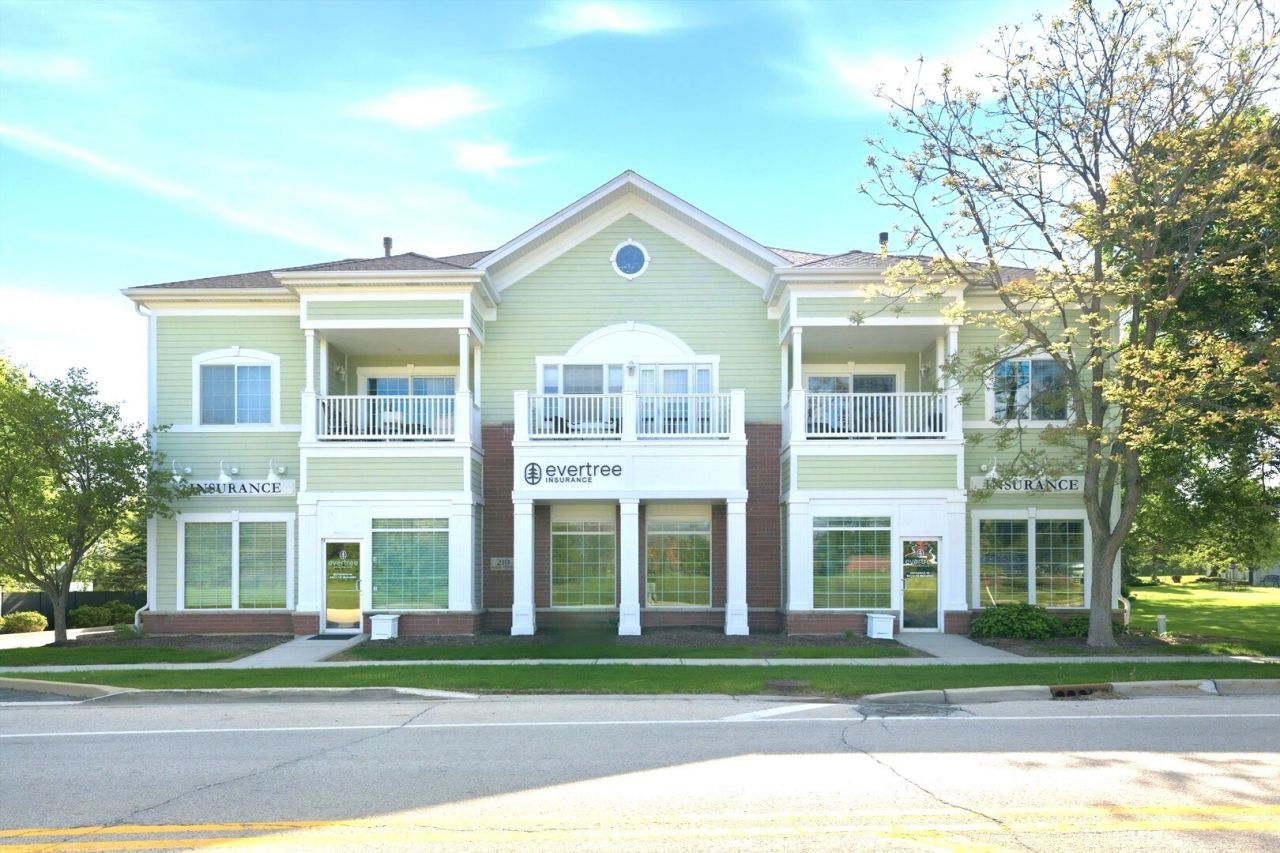 219 N White Street , Frankfort, IL 60423