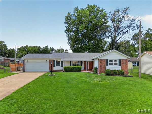 2250 Kent Drive , Unincorporated, MO 63033