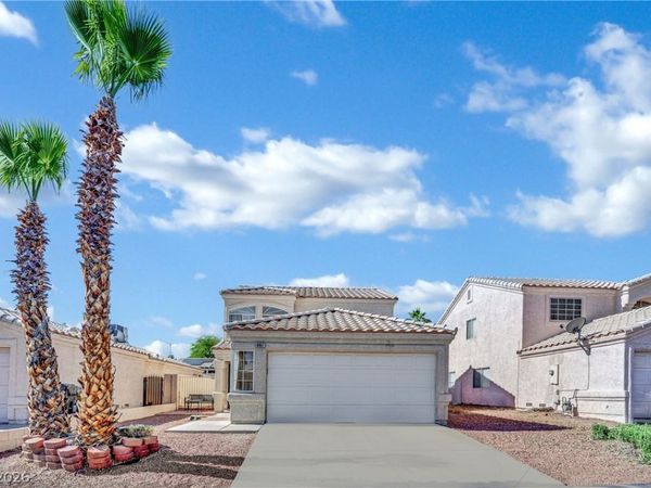 8057 Cimarron Ridge Drive , Las Vegas, NV 89128