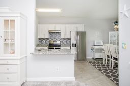 183 Fountain Pointe Ln.  photo 4