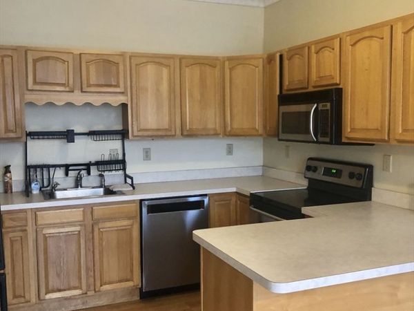 27 High Street, Unit 1, Clinton, MA 01510