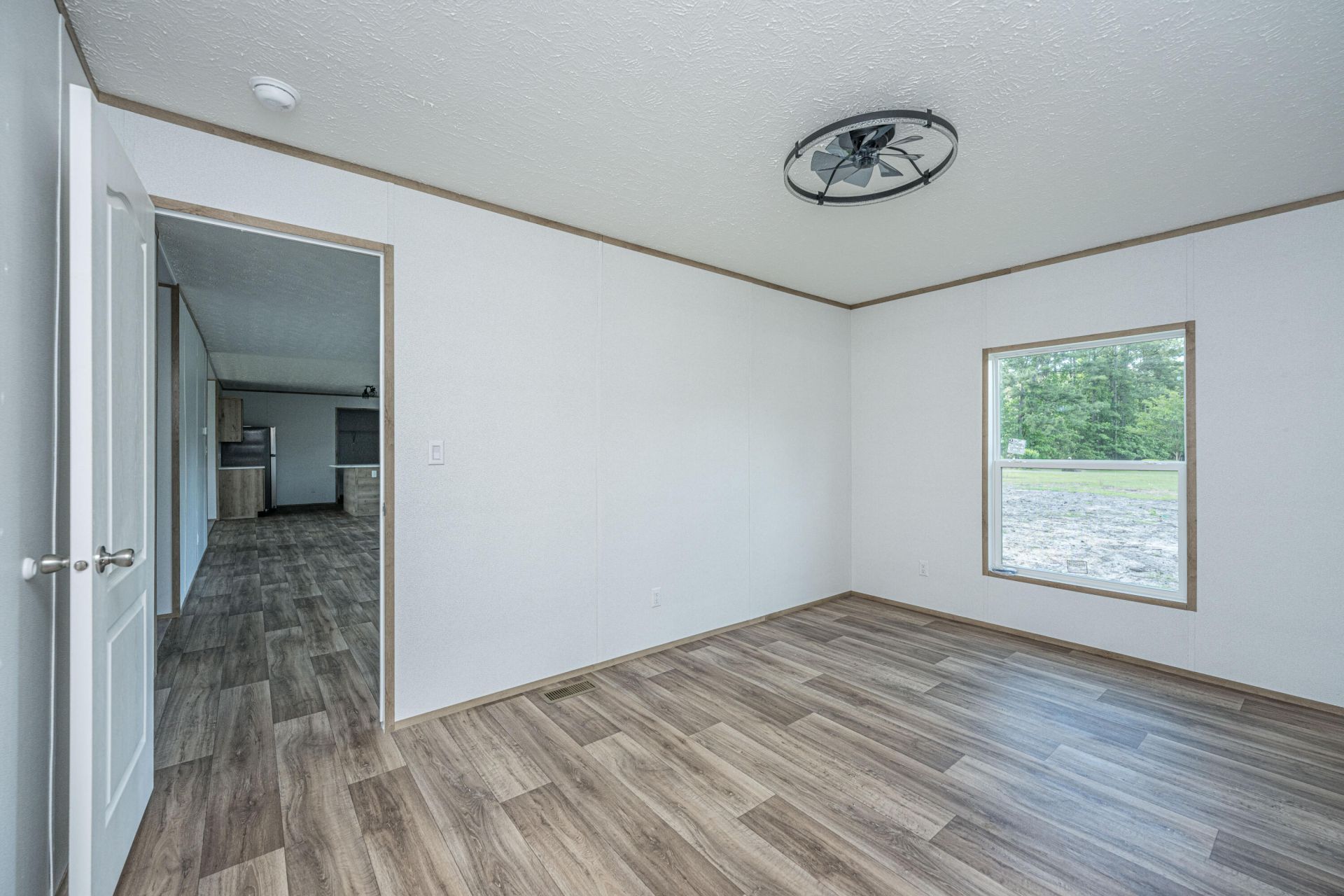 167 Davis Terrace Photo 38