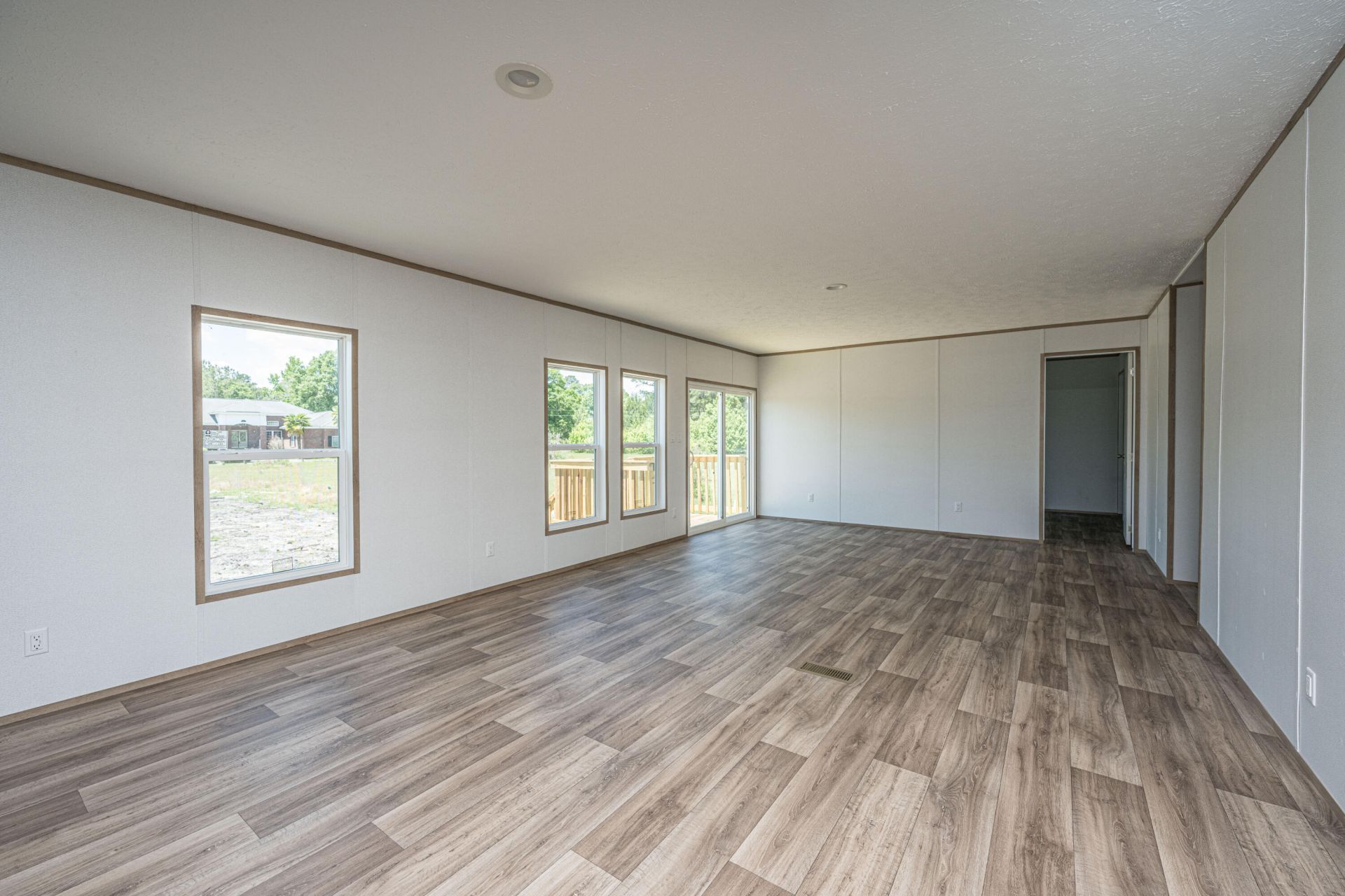 167 Davis Terrace Photo 8
