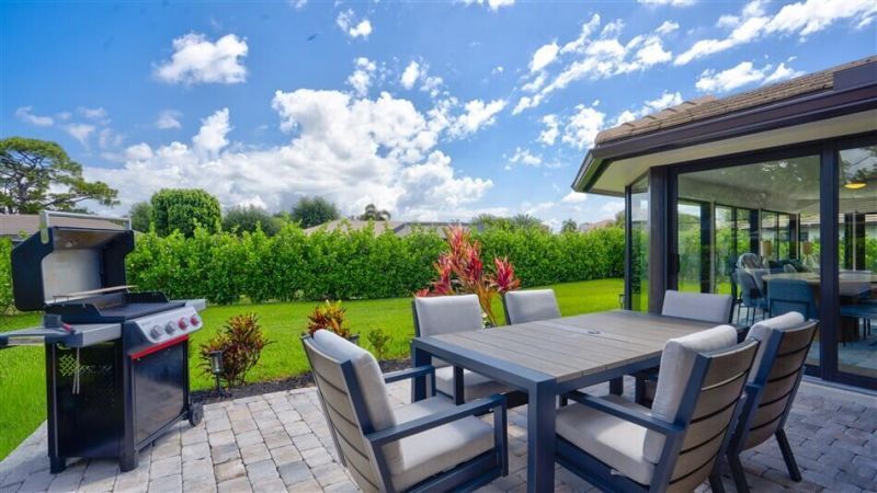 429 Pine Villa Drive, Atlantis, FL 33462 Photo