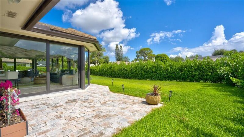 429 Pine Villa Drive, Atlantis, FL 33462 Photo