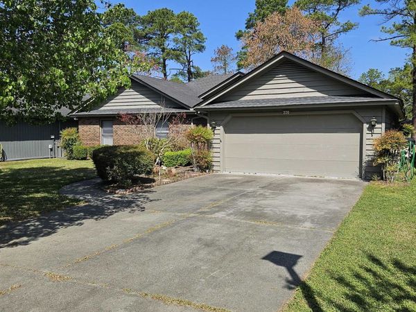220 Cedar Ridge Ln., Conway, SC 29526