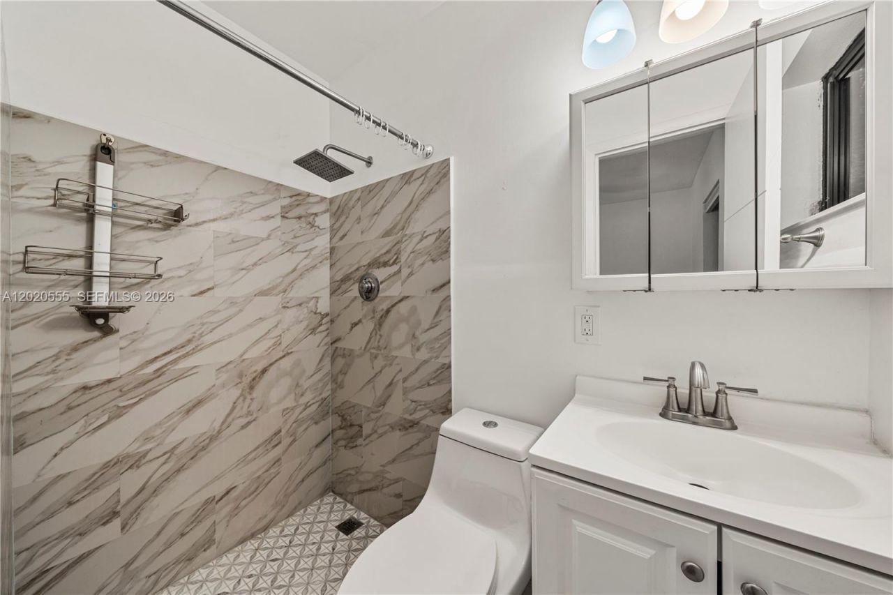 8311 SW 34th Ter, Unit 8311, Miami, FL 33155 Photo
