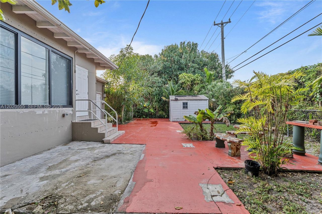 8311 SW 34th Ter, Unit 8311, Miami, FL 33155 Photo