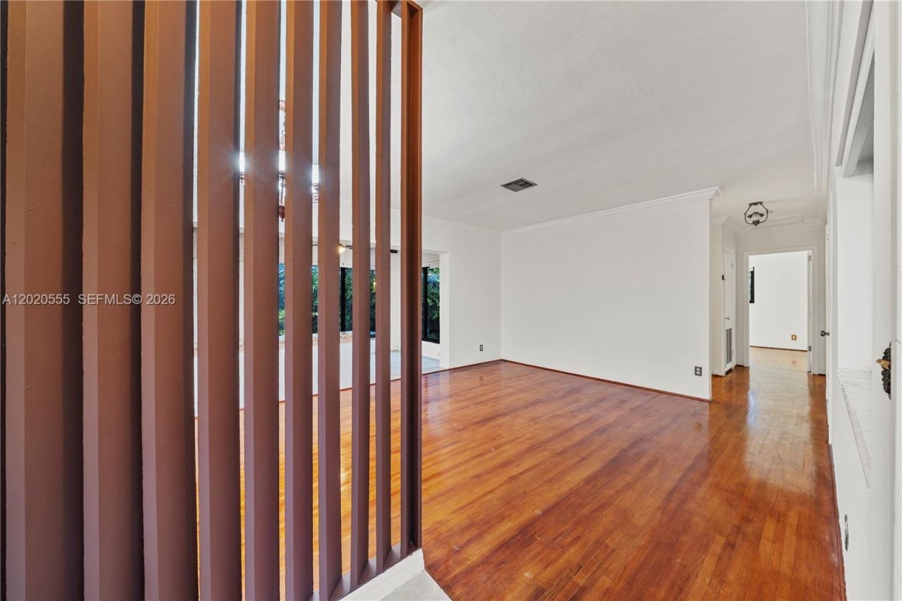 8311 SW 34th Ter, Unit 8311, Miami, FL 33155 Photo