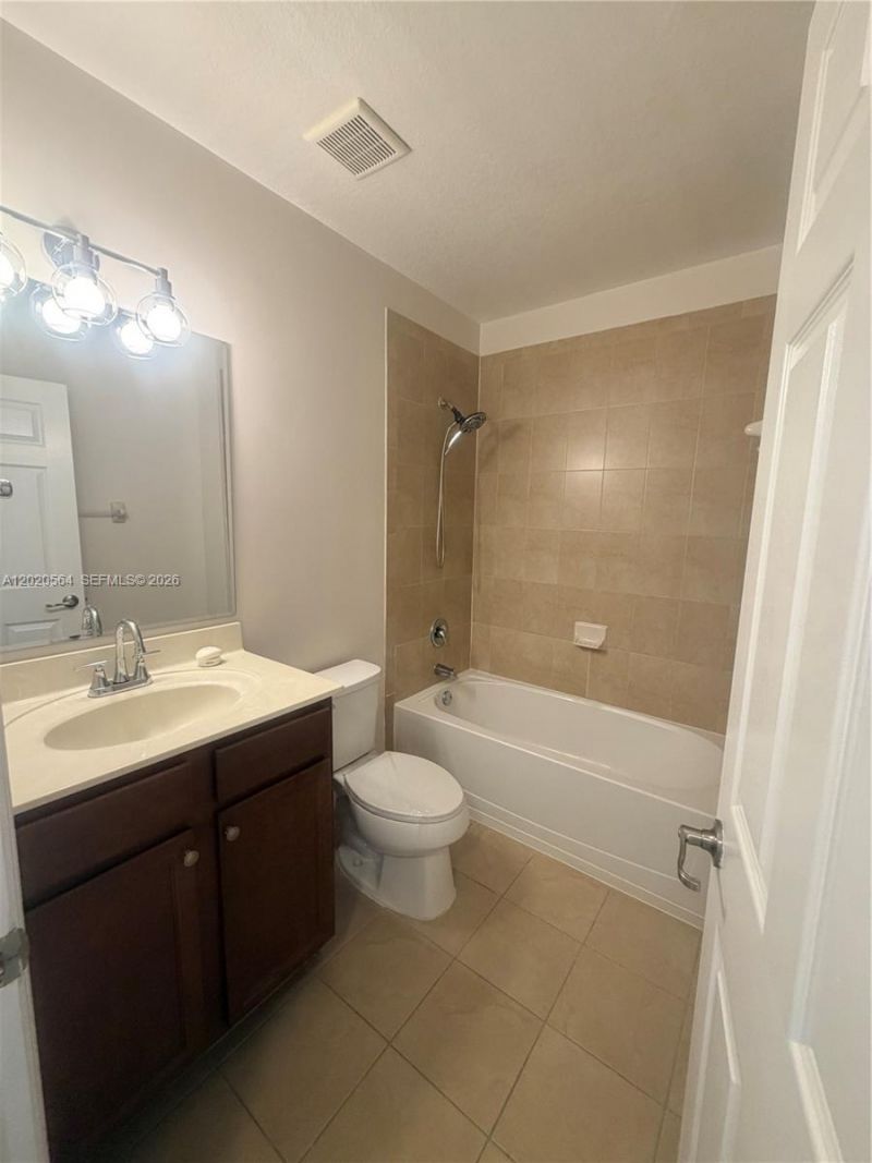 22421 SW 88th Pl , Unit 304-2, Cutler Bay, FL 33190 Photo