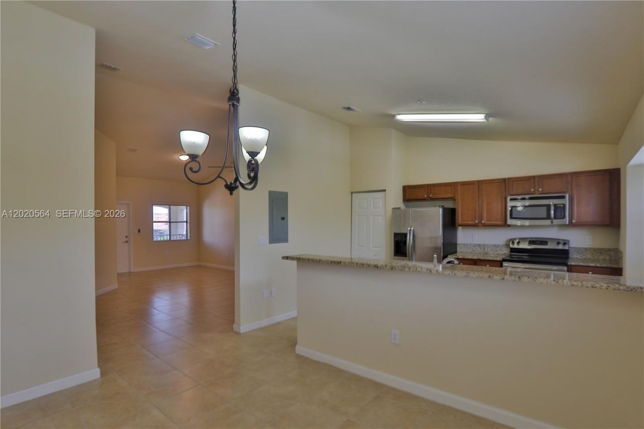 22421 SW 88th Pl , Unit 304-2, Cutler Bay, FL 33190 Photo