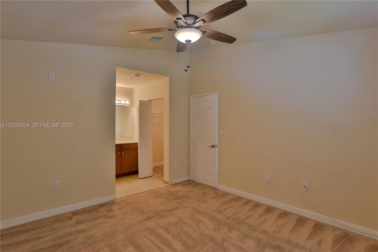 22421 SW 88th Pl , Unit 304-2, Cutler Bay, FL 33190 Photo