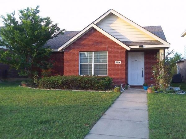 8814 Stewart Street, Cross Roads, TX 76227