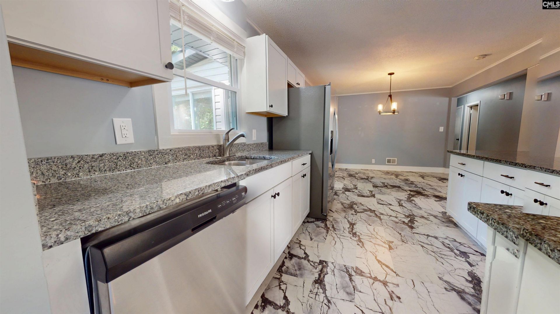 1801 Carter  Photo 16