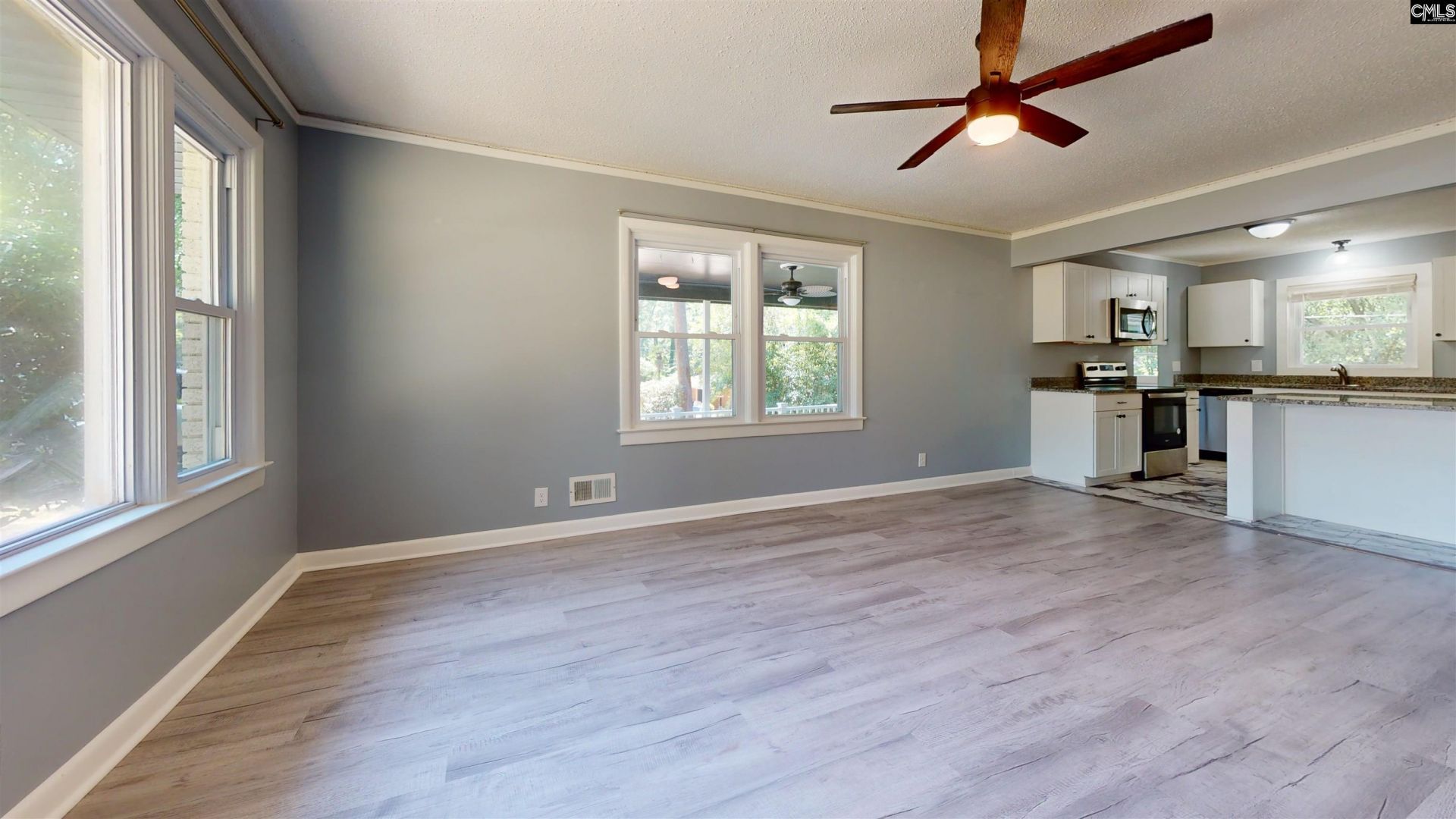 1801 Carter  Photo 5