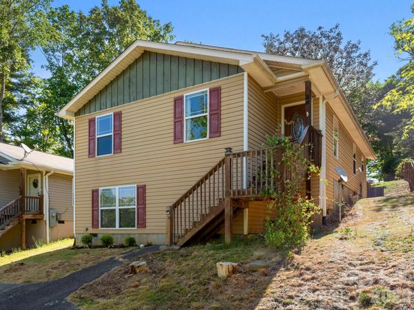 24 Hilldale Road , Asheville, NC 28803