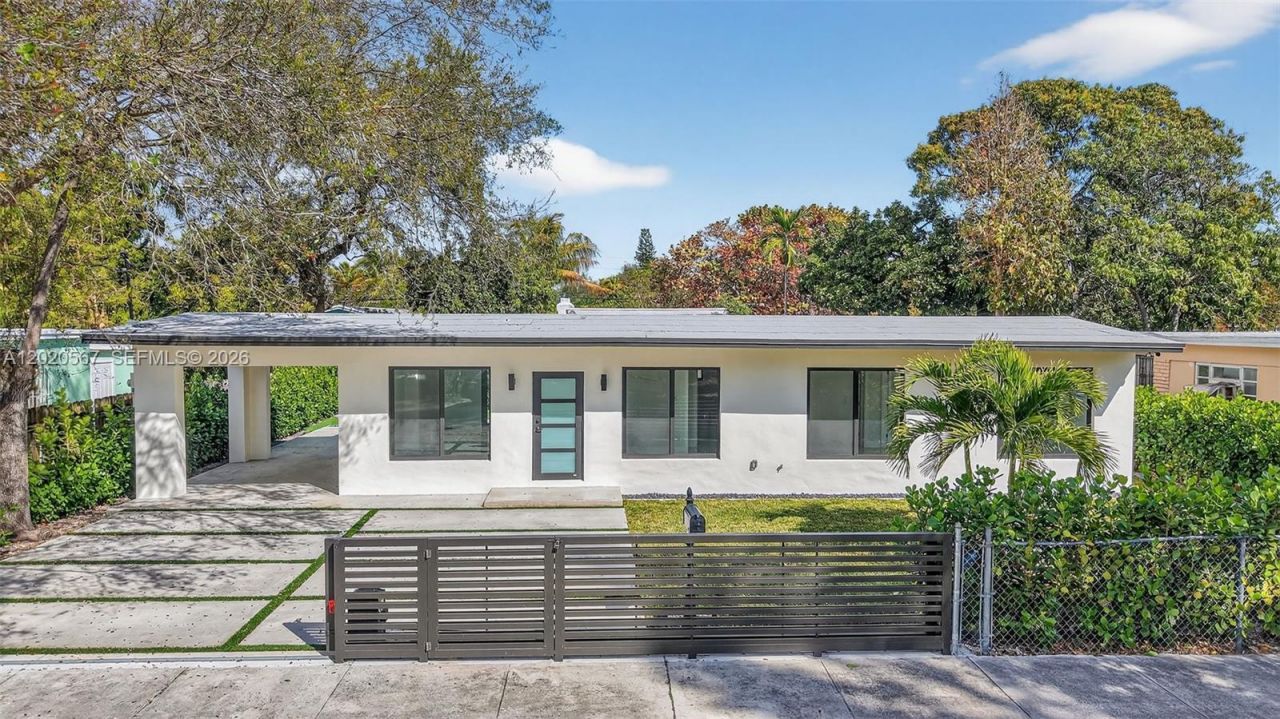 53 NW 68th St , Miami, FL 33150 Photo
