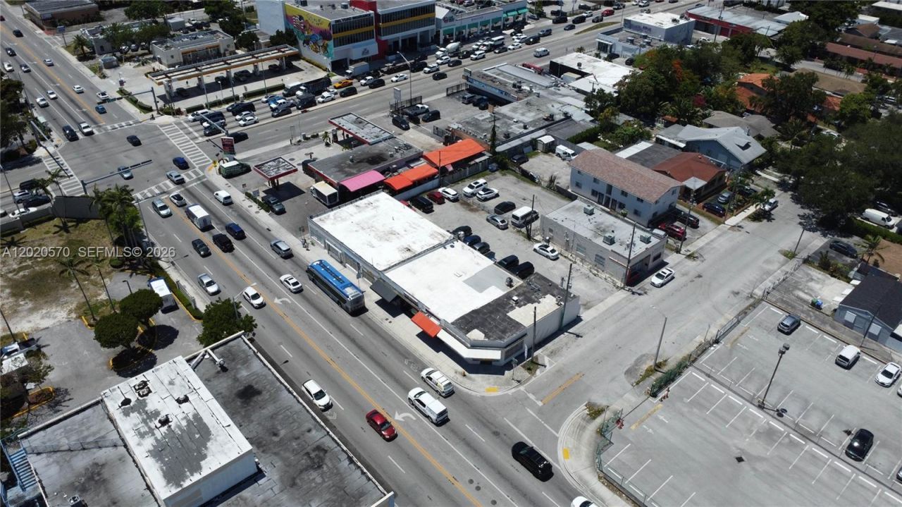 2607 Flagler St, Miami, FL 33135 Photo