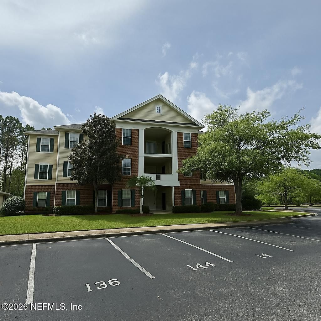 785 Oakleaf Plantation Parkway, Unit 733, Orange Park, FL 32065 Main Photo