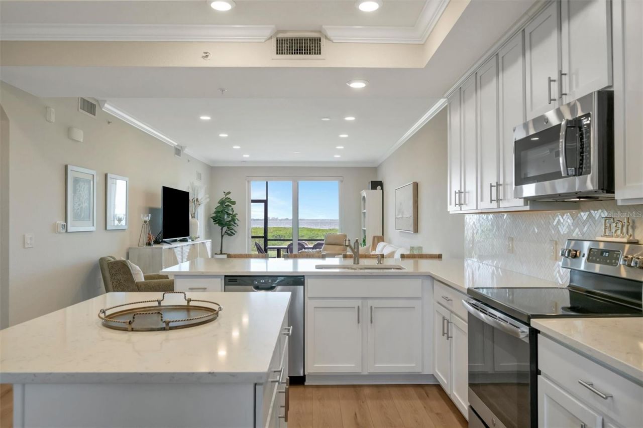 850 Tidewater Shores Loop, Unit 105, Bradenton, FL 34208 Photo