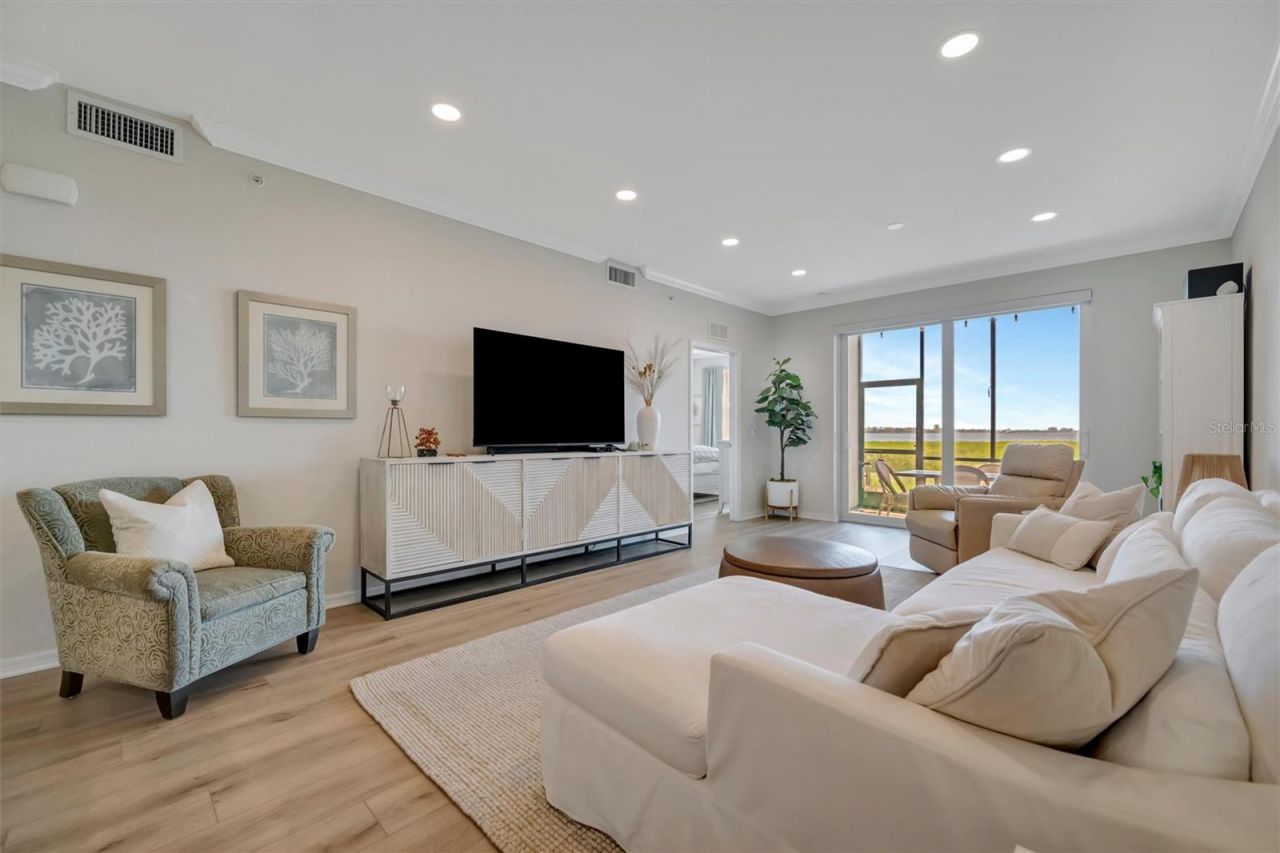 850 Tidewater Shores Loop, Unit 105, Bradenton, FL 34208 Photo