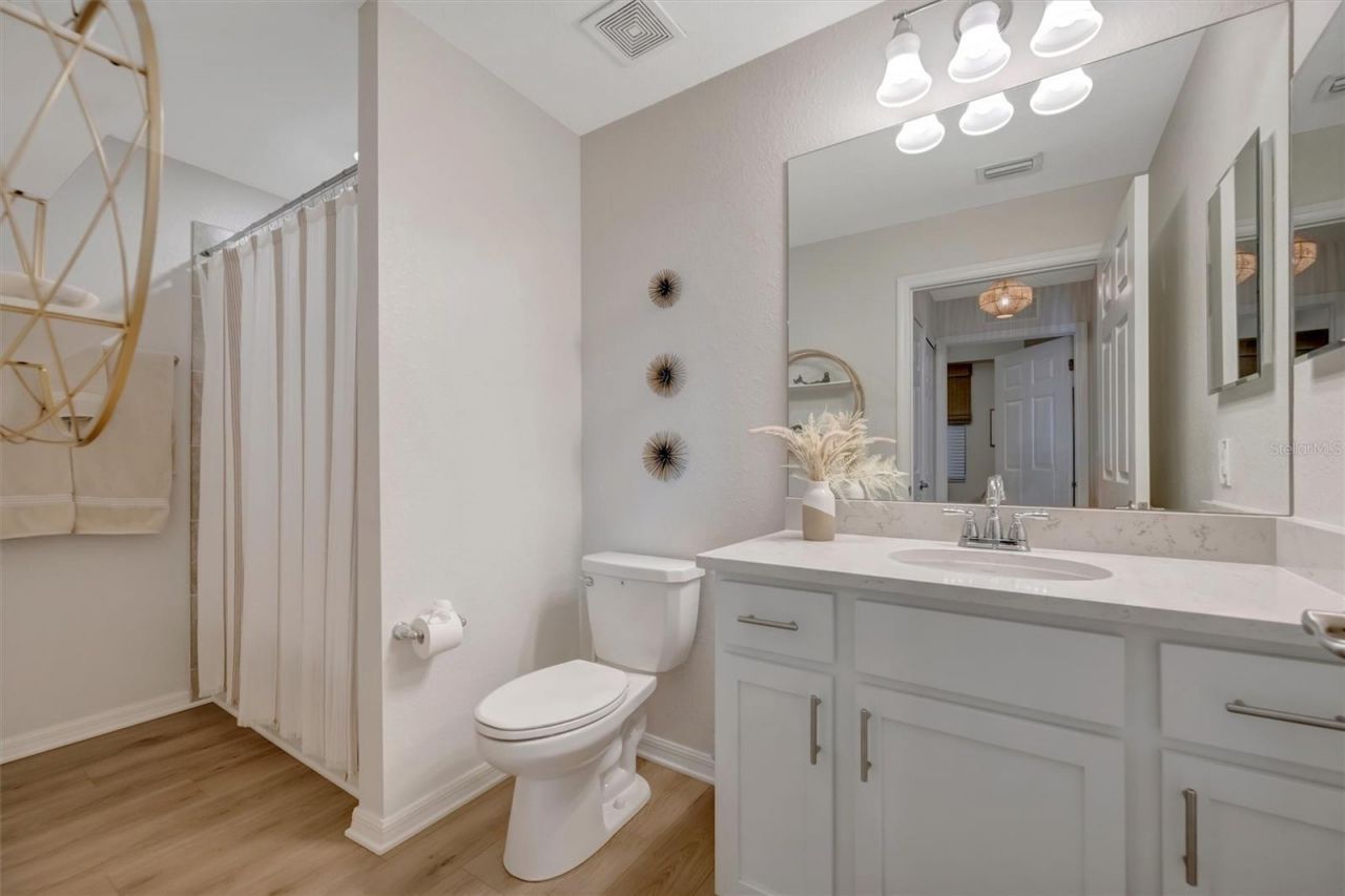 850 Tidewater Shores Loop, Unit 105, Bradenton, FL 34208 Photo